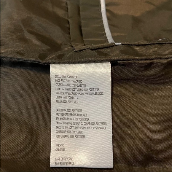 Calvin Klein quilted coat. Size Small - Picture 5 of 7